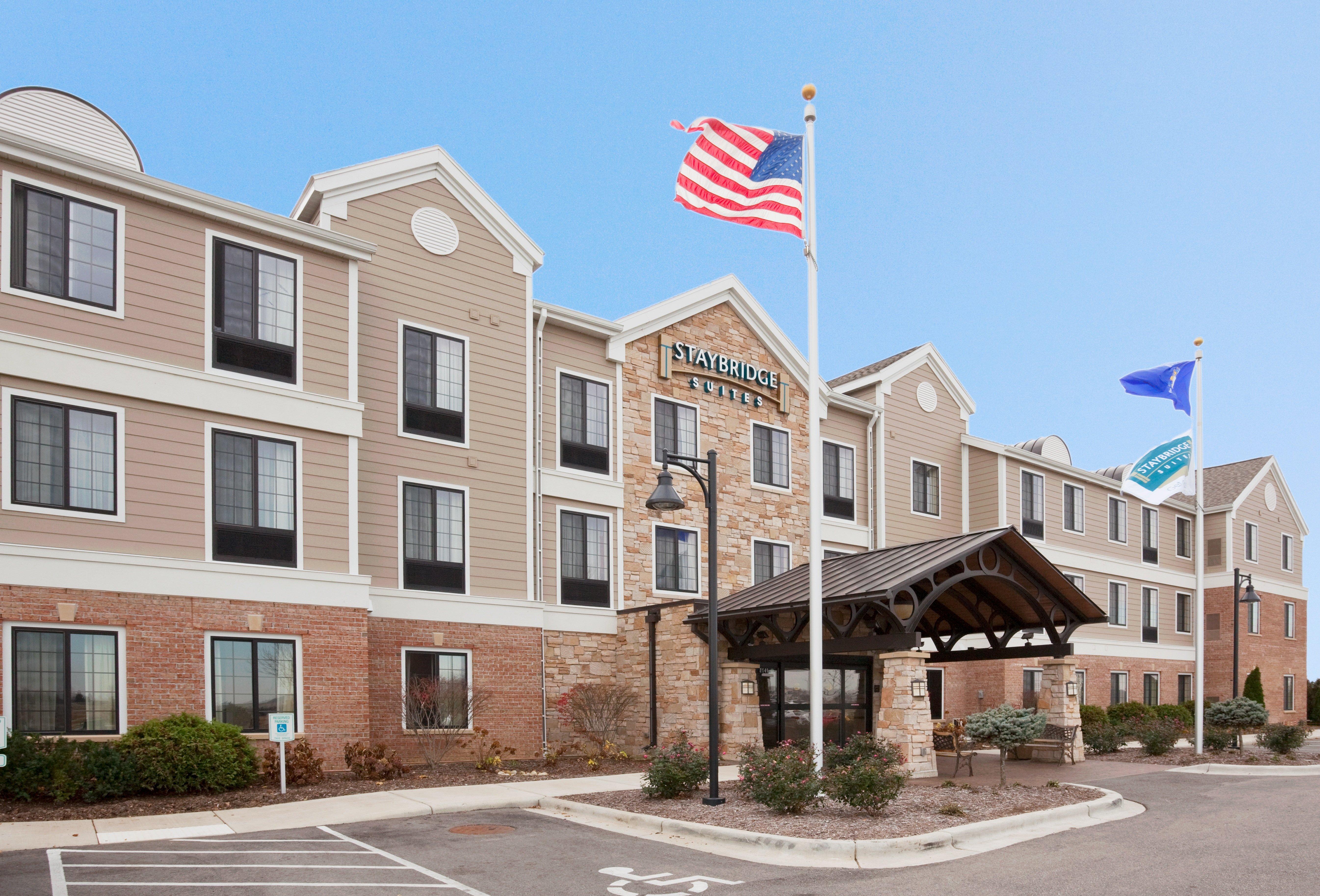 Staybridge Suites Milwaukee West-Oconomowoc By Ihg Buitenkant foto