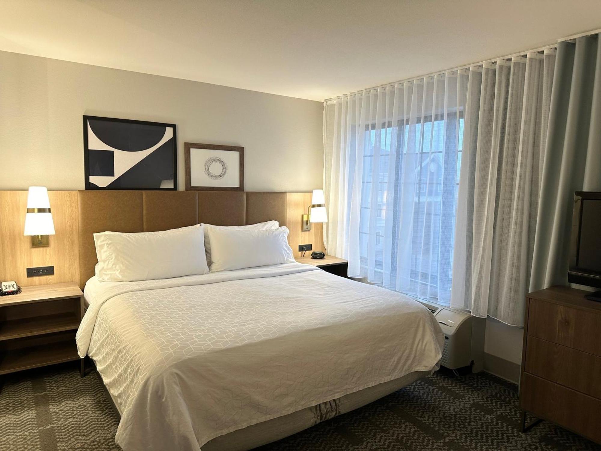 Staybridge Suites Milwaukee West-Oconomowoc By Ihg Buitenkant foto