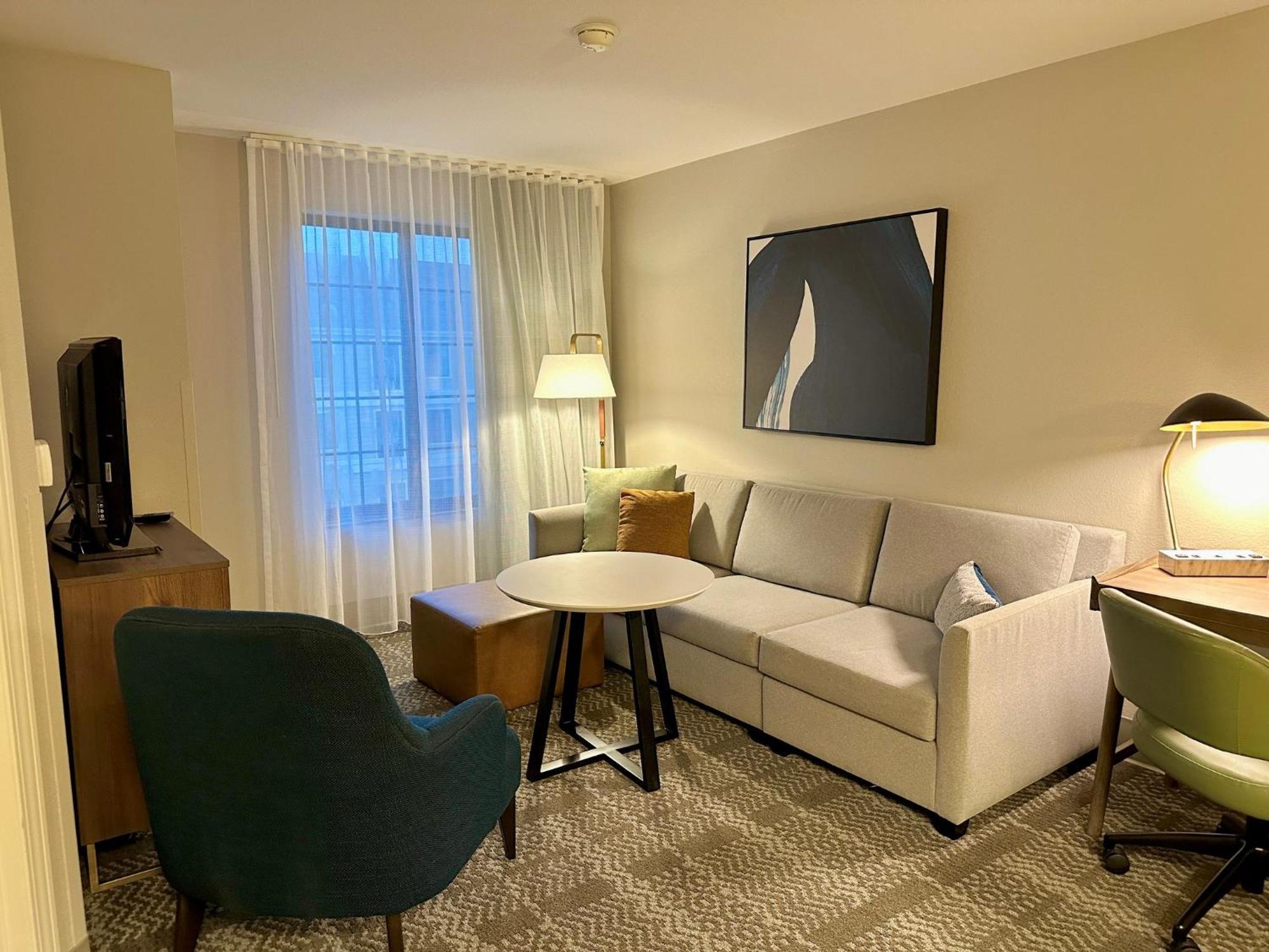 Staybridge Suites Milwaukee West-Oconomowoc By Ihg Buitenkant foto