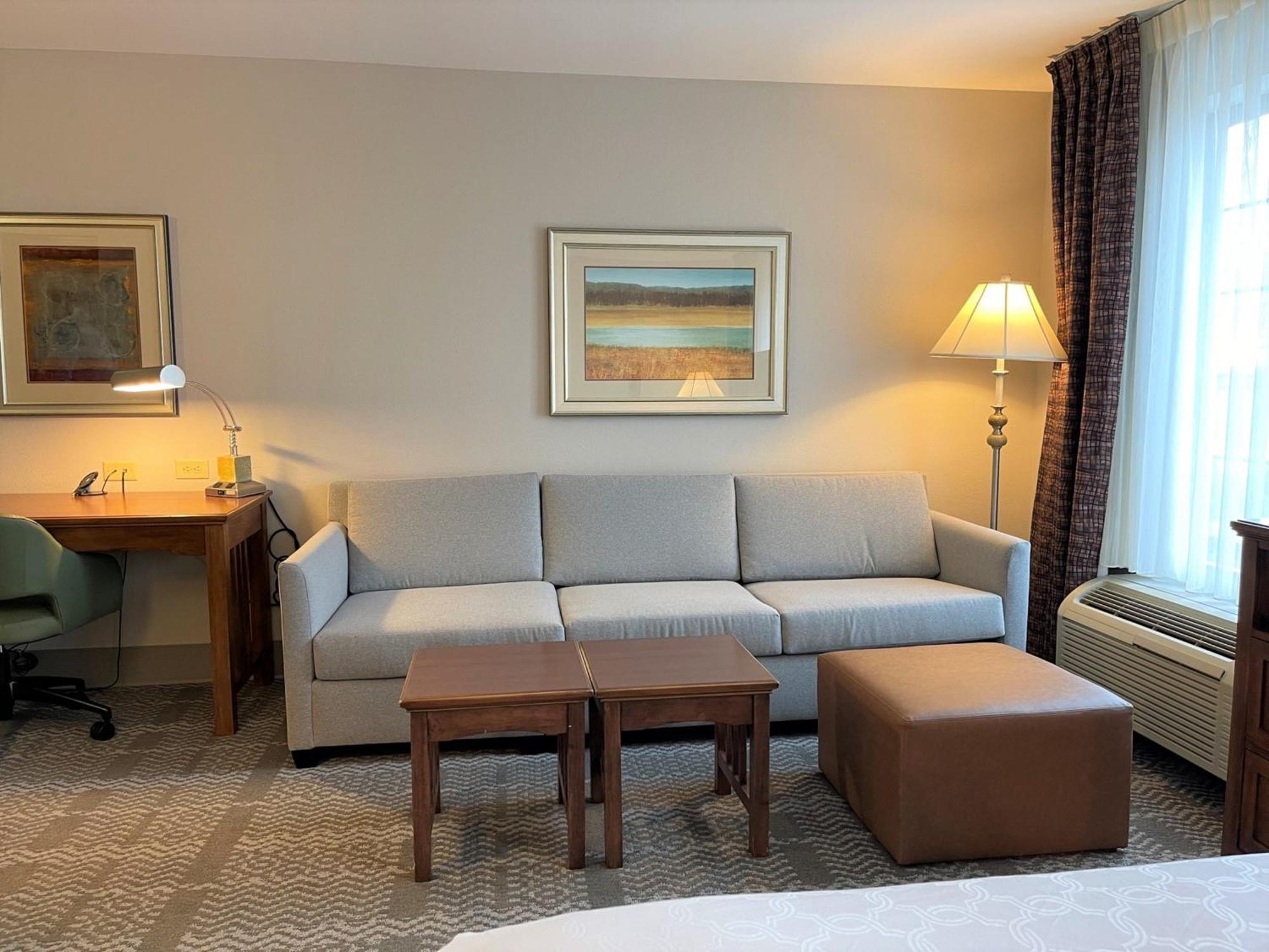 Staybridge Suites Milwaukee West-Oconomowoc By Ihg Buitenkant foto